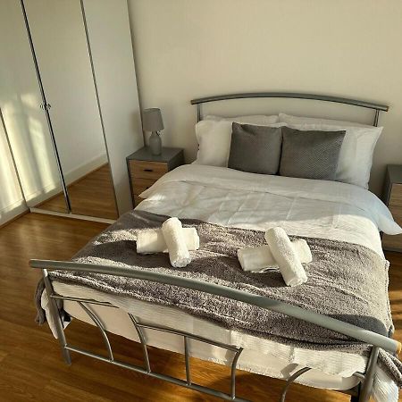 Luxury 1 Bedroom Apartment - City Centre - Balcony - Near O2 Academy Μπέρμιγχαμ Εξωτερικό φωτογραφία