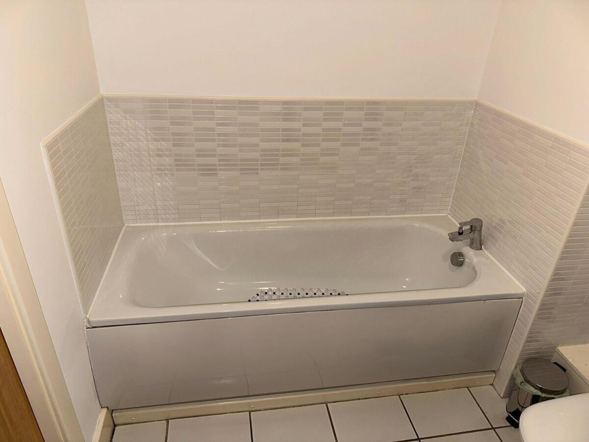 Luxury 1 Bedroom Apartment - City Centre - Balcony - Near O2 Academy Μπέρμιγχαμ Εξωτερικό φωτογραφία