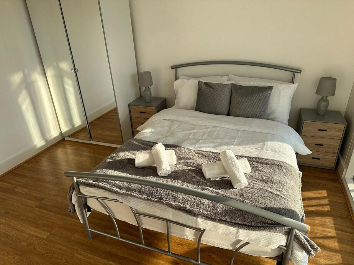 Luxury 1 Bedroom Apartment - City Centre - Balcony - Near O2 Academy Μπέρμιγχαμ Εξωτερικό φωτογραφία