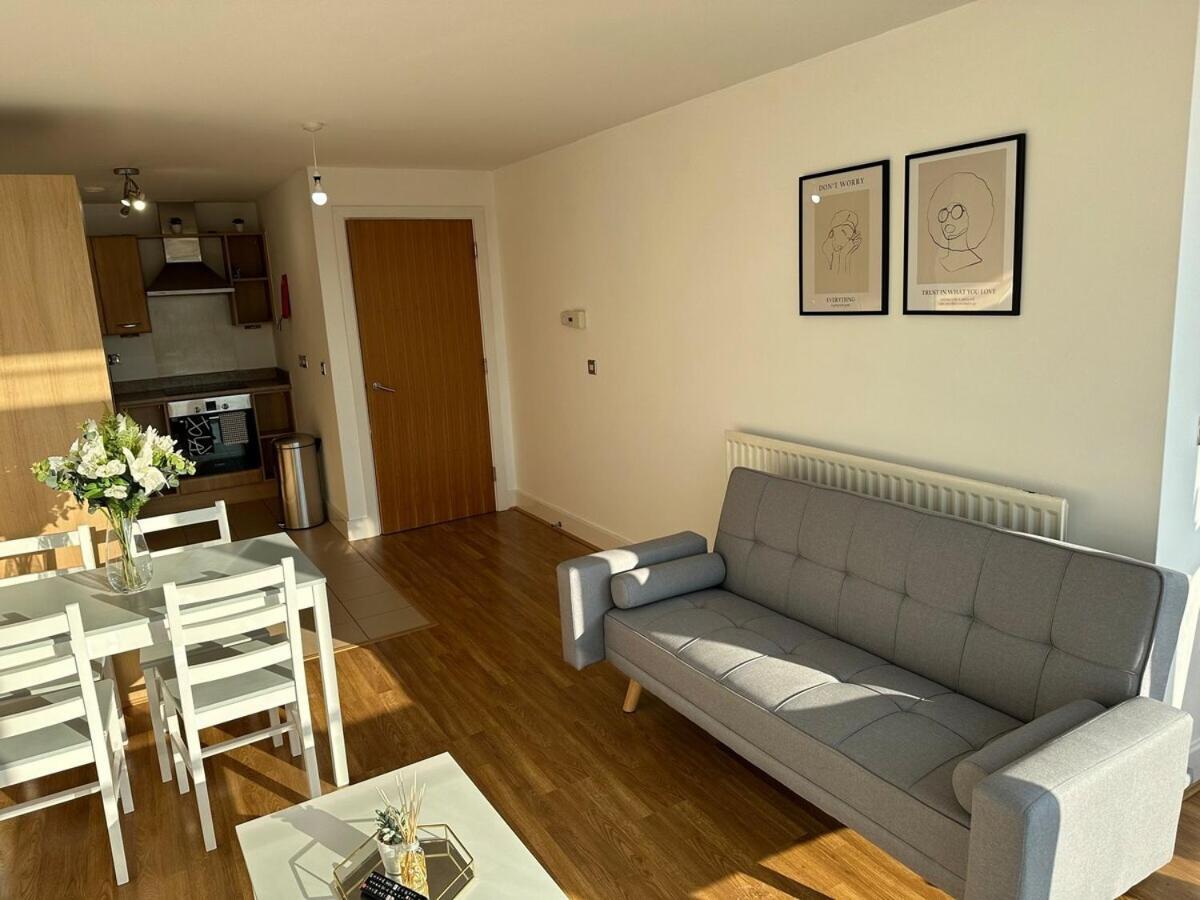 Luxury 1 Bedroom Apartment - City Centre - Balcony - Near O2 Academy Μπέρμιγχαμ Εξωτερικό φωτογραφία