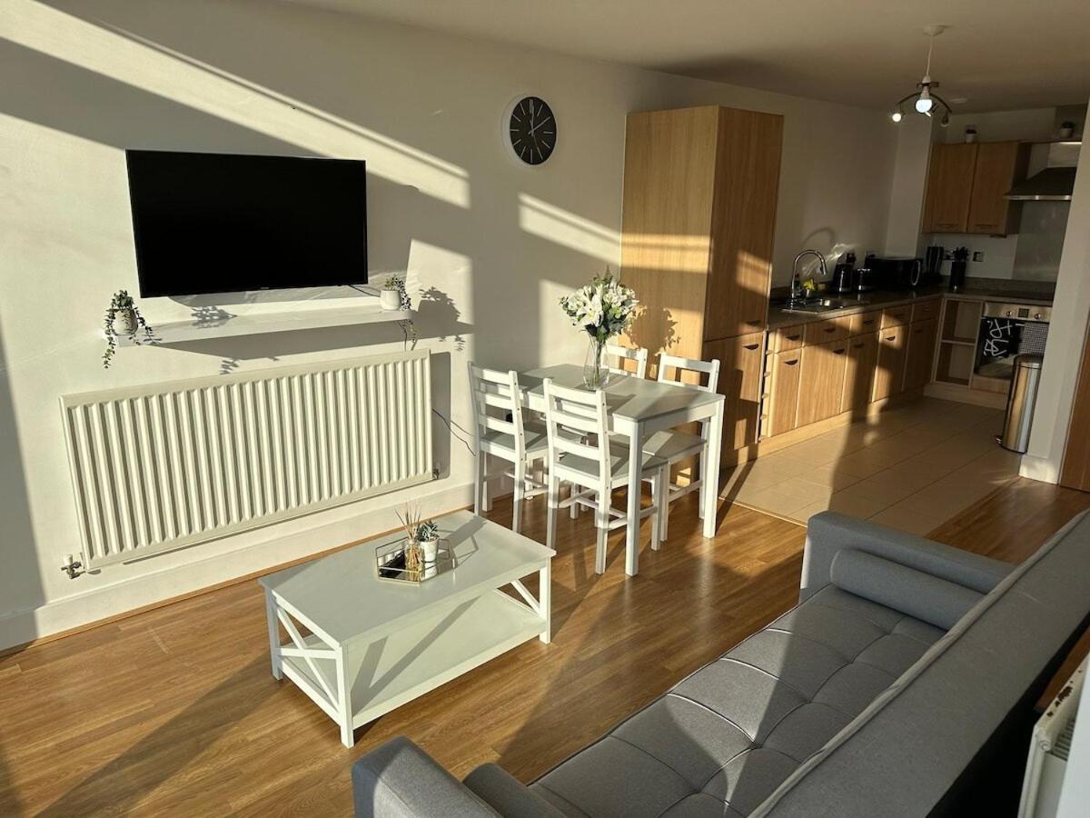 Luxury 1 Bedroom Apartment - City Centre - Balcony - Near O2 Academy Μπέρμιγχαμ Εξωτερικό φωτογραφία